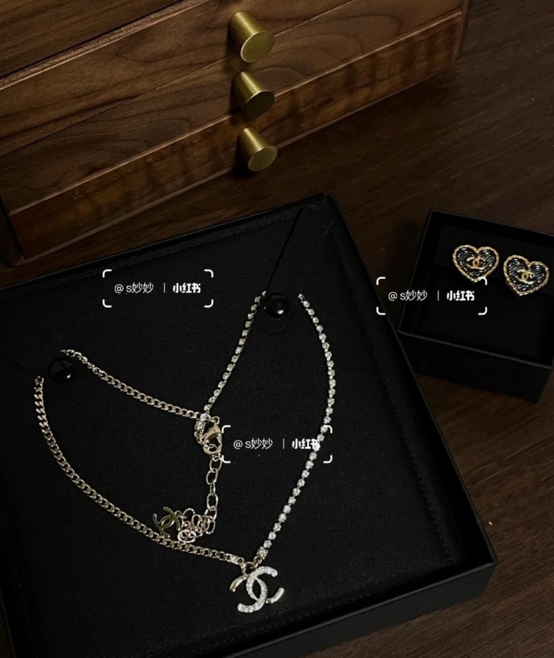 Chanel Necklaces